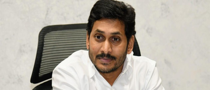 తమిళ పాలిటిక్స్ ఎప్పటికో...