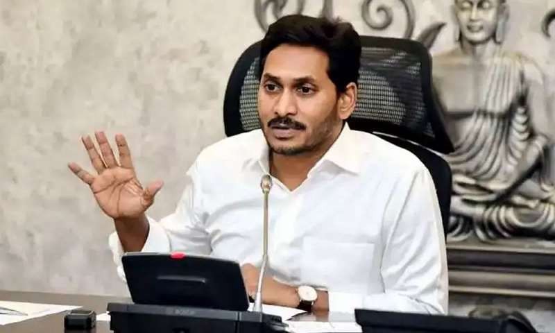 వైసీపీలో రగులుతున్న ట్రబుల్స్