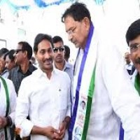 టార్గెట్... వైసీపీ సీనియర్ నేతలు అంతా చట్టబద్దమే