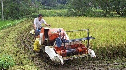 రైతుల కోసం అద్దెకు యంత్రాలు