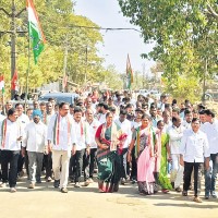 మత విద్వేషాలను రెచ్చగొడుతున్న బీజేపీ