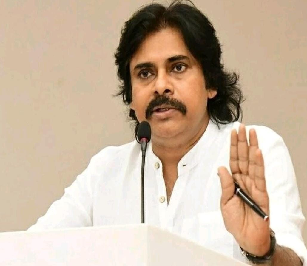 పిఠాపురంలో అస్త్రాలు, శస్త్రాలు... సిద్ధం