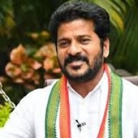 జగన్ ను మించిపోయిన  రేవంత్