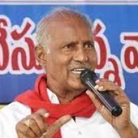 ఒక్క సీటైనా ఇవ్వండి