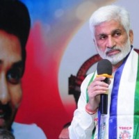 ప్రచారంలో దూసుకెళ్తున్న విజయసాయి  రెడ్డి