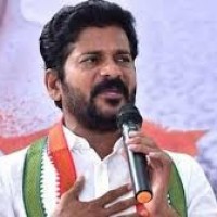 రేవంత్ పైనే కాంగ్రెస్ ఆశలు