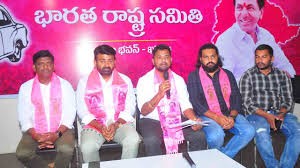 సీఎం రేవంత్ రాబిస్ వ్యాధి  సోకిన పిచ్చికుక్క లెక్క మాట్లాడుతుండు