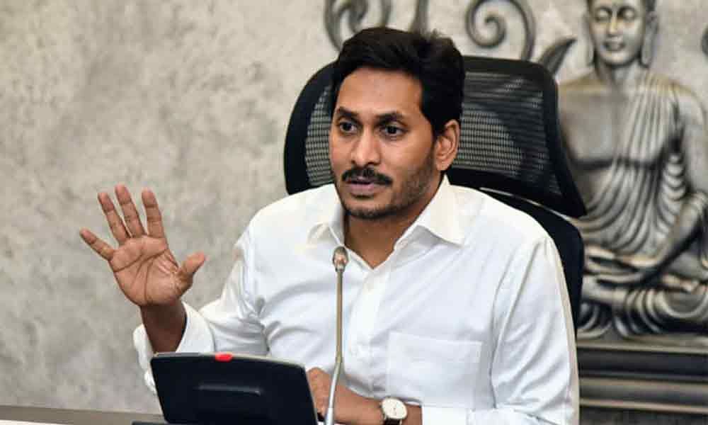 మనసులోని ప్రేమను అలా...