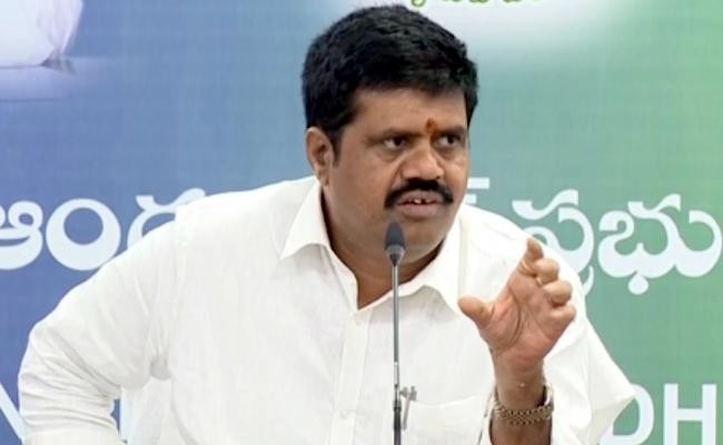 టీడీపీ వైపు..అవంతి చూపు