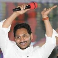 జగనన్నకు చెప్పుకుంటున్న వారు ఎవరు ?