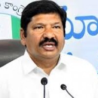 జోగి గిఫ్ట్ ఆఫర్స్ పట్టివేత