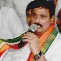 మాలల మద్దతు దానం నాగేందర్ కే 