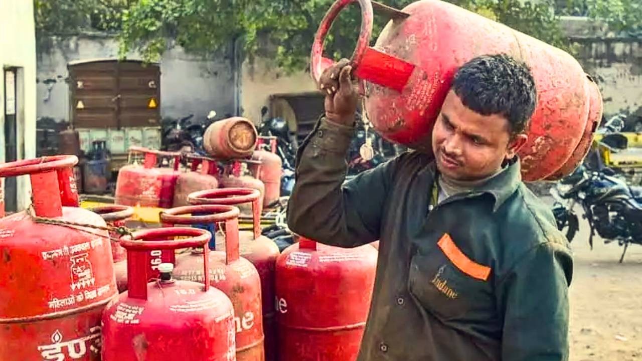 గ్యాస్ సిలెండర్ల పై తర్జన భర్జనలు