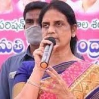 మంత్రి సబితా ఇంద్రారెడ్డి, రాజకీయం ప్రస్థానం మొత్తం, అవినీతి,అక్రమాల మయం