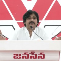 మాజీ డీజీపీ అండ దండలతో జనసేన