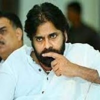 అర్ధం కానీ జనసేనాని వైఖరి