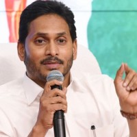 సర్వే నివేదికలతో అడుగులు