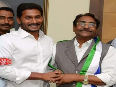 పామర్రు వైఎస్సార్సీపీ నేత దోవారి ఏసు దాస్ పార్టీ నుండి బహిష్కరణ