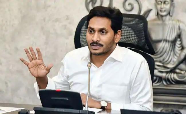 త్యాగయ్యలకు జగన్ పెద్ద పీట