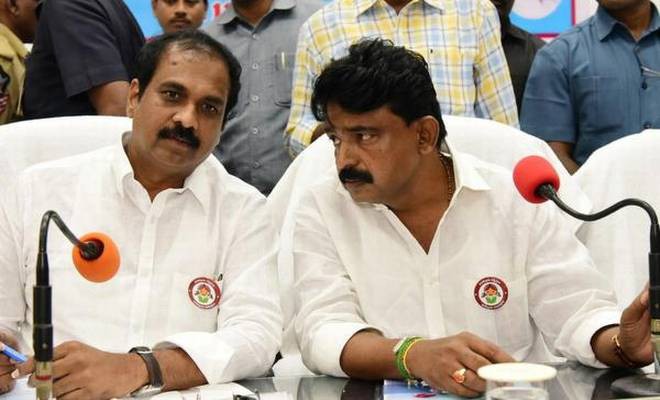 ఈ నెల 9న ప్రారంభమయ్యే అసెంబ్లీ సమావేశాల్లో ప్రతిపక్ష టీడీపీ విమర్శలను గట్టిగా తిప్పికొట్టాలనే ఉద్దేశంతో ఉన్న అధికార వైసీపీ అందుకు తగ్గ అస్త్రాలను సిద్దం  పక్కా స్కెచ్