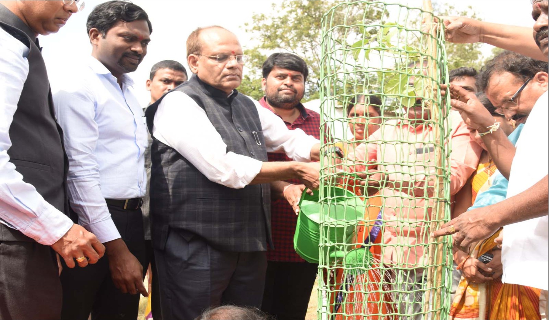 పల్లె ప్రగతి కార్యక్రమం ద్వారా గ్రామాల అభివృద్ధి