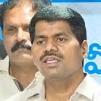 వెంకట్రామిరెడ్డిపై సస్పెన్షన్ వేటు