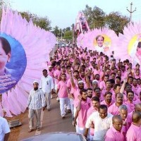 ఘనంగా తెరాసా ప్లీనరీ 